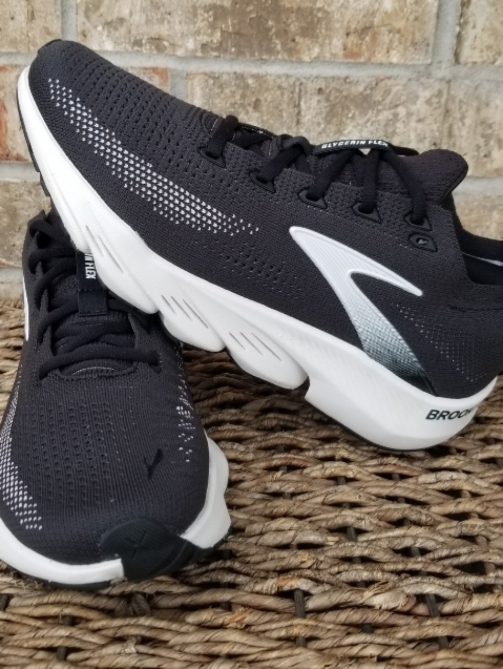 Brooks Glycerin FLEX BLACK WHITE Running Shoes (W 9) Comfort Walking Sneakers